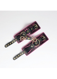 Черные кожаные наручники с розовой строчкой - Crazy Handmade - купить с доставкой в Казани