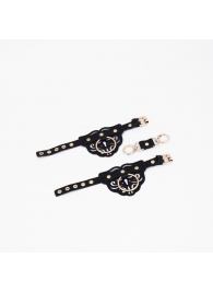 Черные кожаные наручники с клепками, кольцами и золотистой фурнитурой - Crazy Handmade - купить с доставкой в Казани